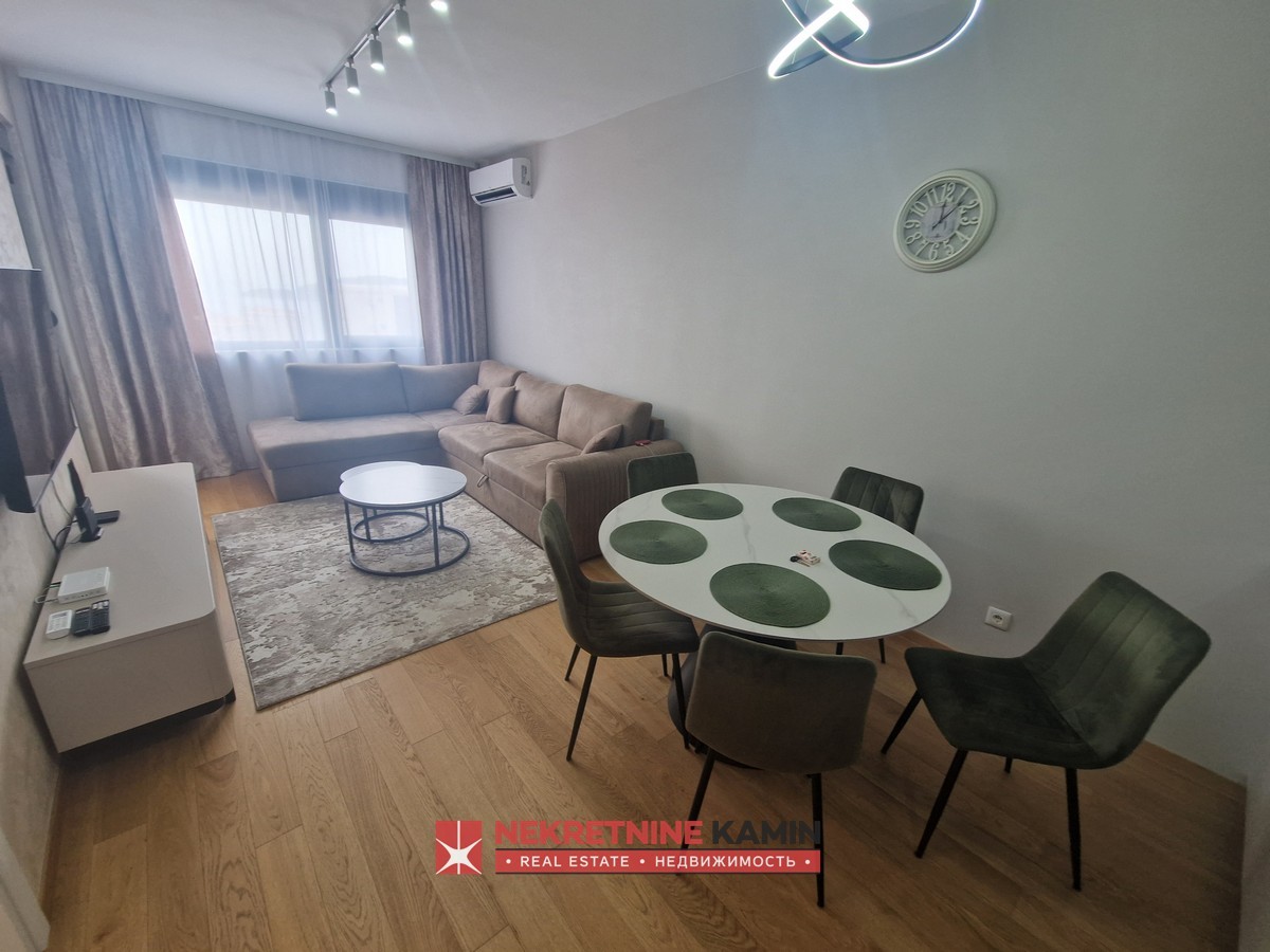 budva becıcı de satılık garajlı 2+1 daire